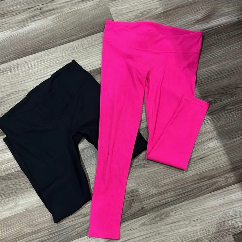 GAP Women's Maternity Leggings in Hot Pink & Black